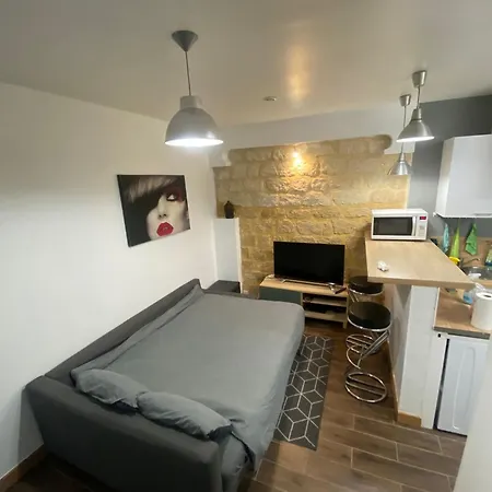 Agreable In Montmartre פריז